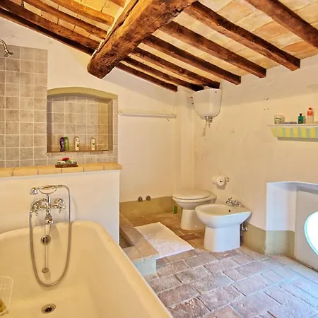 Villa Ponte D'avorio Sleeps 17 Pool Wifi Baucca